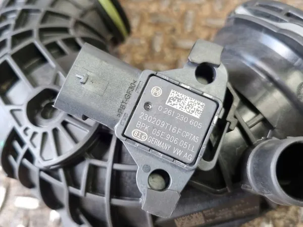 Luftansaugrohr Volkswagen Tiguan 2023 04E145641J image 6