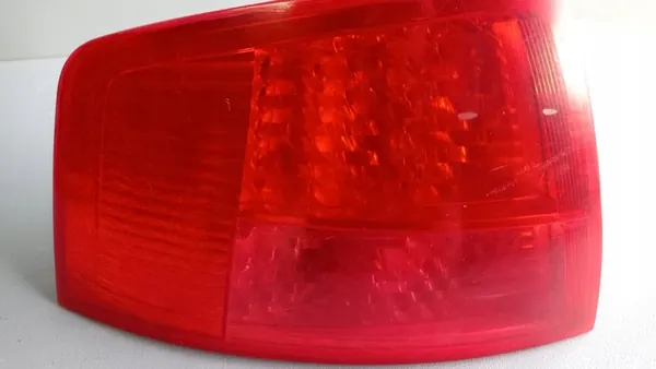AUDI A8 D3 Lámpara Trasera Izquierda 4E0945095C image 2