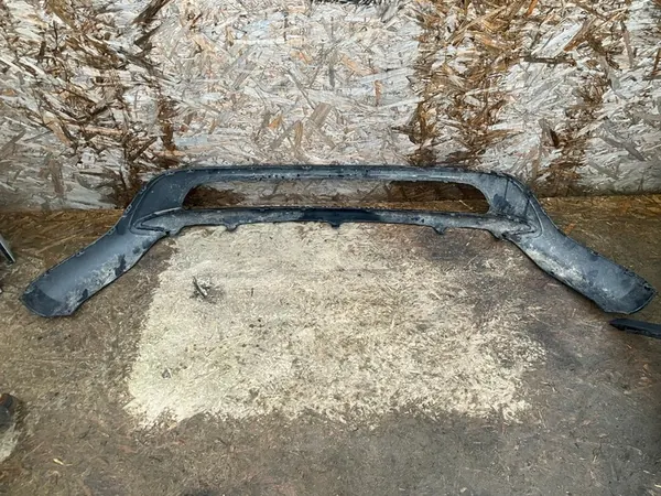 MERCEDES GLA W156 Framskärms Spoiler image 2