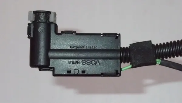 AdBlue-letku OEM 4L0131983D Audi Q7 3.0 TDI:lle image 10