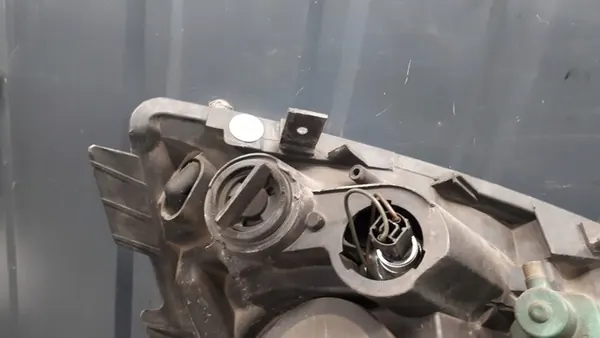 Faros izquierdo Renault Scenic II LIFT image 7