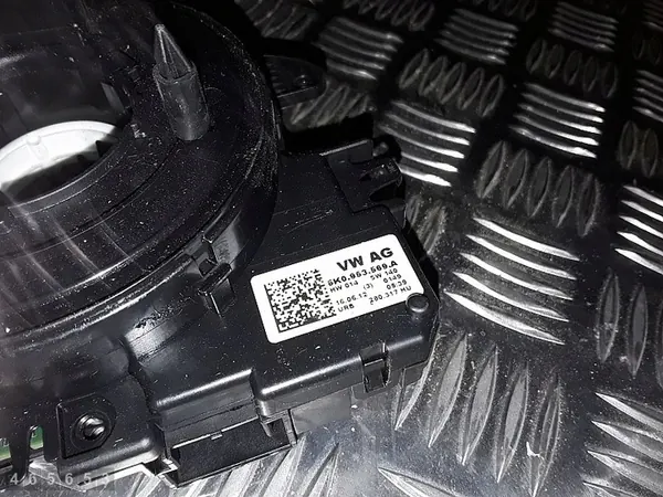 Glijring Skoda Octavia 2013 5K0953569A image 3