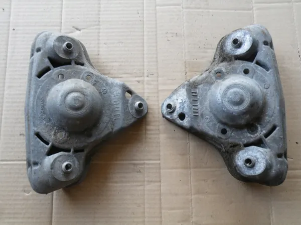 OEM 8D0412383E Etujousituksen Kiinnike Vas/Oik Audi image 2