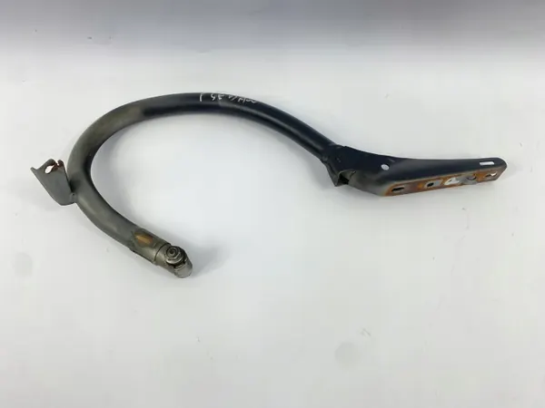 Rechter Kofferbakscharnier OEM 1247500828 Mercedes W124 Sedan image 2