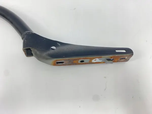Rechter Kofferbakscharnier OEM 1247500828 Mercedes W124 Sedan image 4