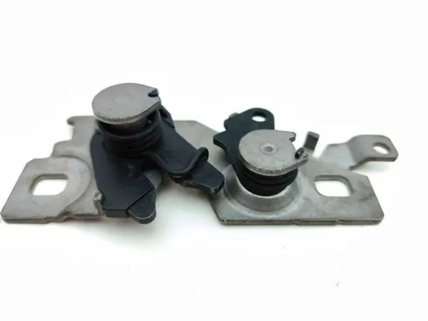 Fecho do capô Citroen Berlingo OEM 99859S1 - Usado image 6