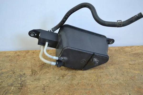 Filtre à charbon Audi OE 3D0201797E d'occasion image 3