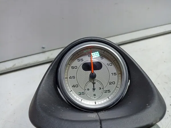 Chronomètre Porsche  OEM image 2
