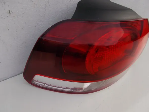 Luz trasera izquierda VW GOLF VI 5k0945096N image 5
