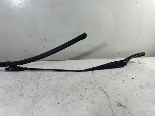 Fiat Left Wiper Arm Doblo II image 3