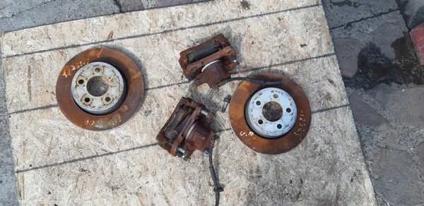 Pidike OEM 7845121_12 Jeep Cherokee Liberty 2010 image 2