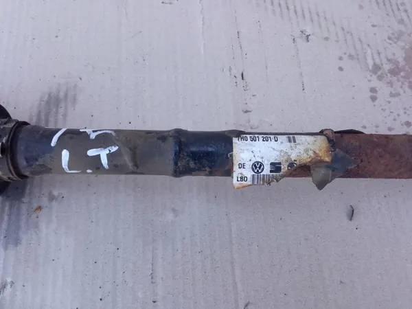 Vänster bakaxel VW T5 4x4 2.5TDI image 2