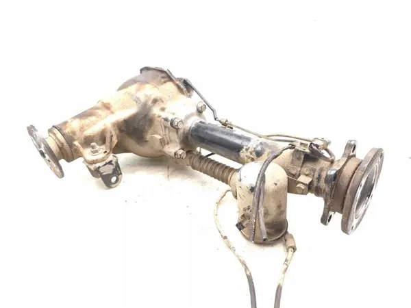 Mitsubishi Shogun Front Differential 3.2 DI-D 4WD image 3