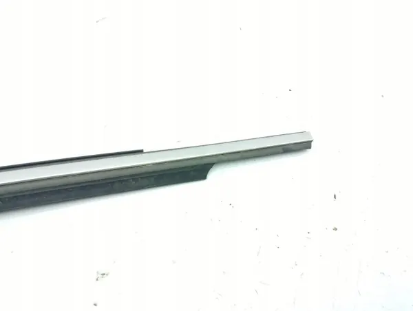 Volvo XC90 2004 Moldura Ventana Trasera OEM AMD147581 image 3