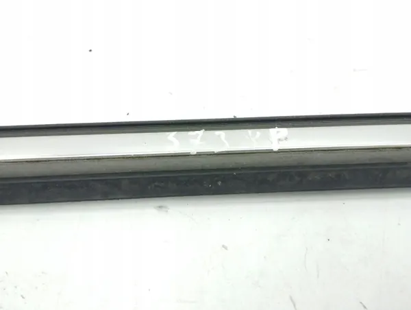 Volvo XC90 2004 Moldura Ventana Trasera OEM AMD147581 image 9