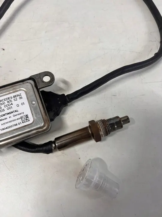 Sensor NOX Mercedes A0009055206 image 2