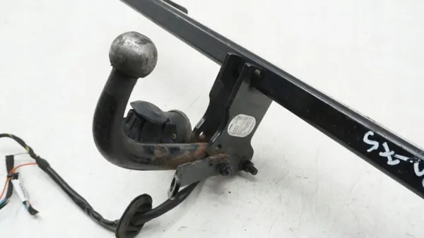 Volvo V60 Dragkrok OEM 31359732 - Begagnad image 5