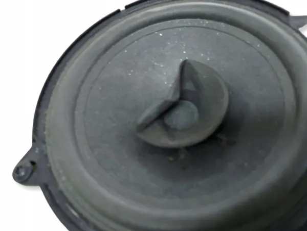Linker/Rechter Achterluidspreker Bevestiging OEM 93868070 image 4