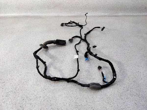Oven Johdin OEM 943627448 Etu Oikea BMW 3 image 4