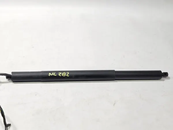 Amortisseur hayon BMW X5 G05 OEM 7441799 - Occasion image 2