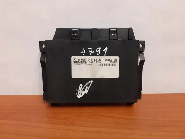 Computadora de transmisión Mercedes-Benz 5WK33852 usado image 2