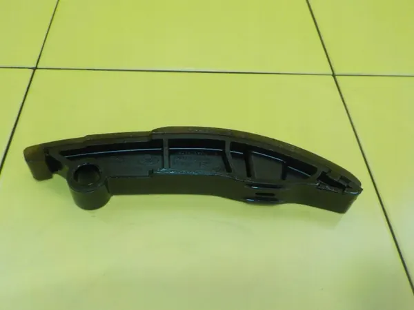 Guide de chaîne Jaguar XE/XF 2.0D OEM G4D36L266DA image 3