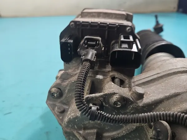 Cremalheira de direção OEM BV6C3D070AE para Ford Focus MK3 image 7