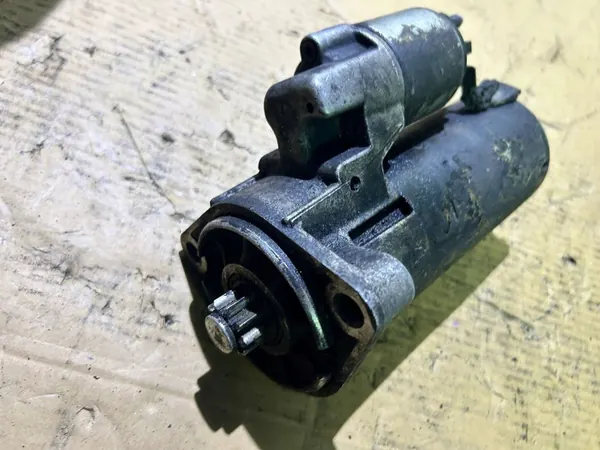 Motor de arranque Volkswagen Crafter 2.5 TDI OE 076 911 023 A image 4