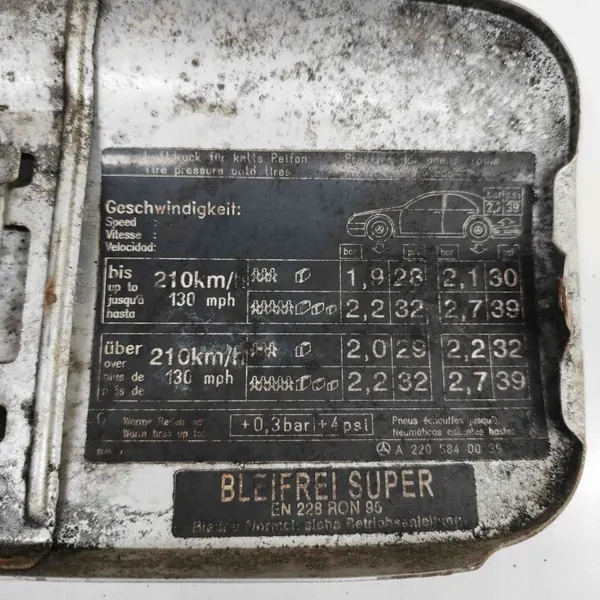 Tankdop OEM A2207500006 voor Mercedes-Benz S W220 image 10