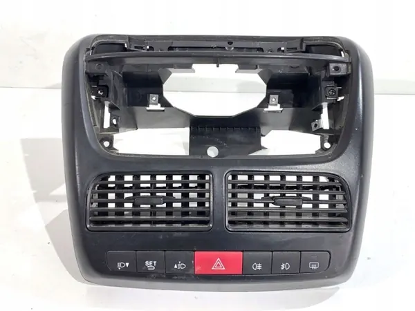 Grille de ventilation avant OEM 735470943 Fiat Doblo II image 2