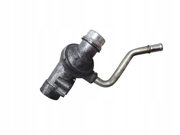 Carcasa de Termostato Tubo Volvo S80 V70 2.4 D5 image 3