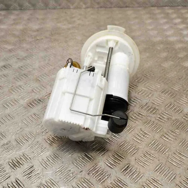 Polttoainepumppu BMW 3 (F30, F80) 2.0L 135kw OEM 0580200090 image 4