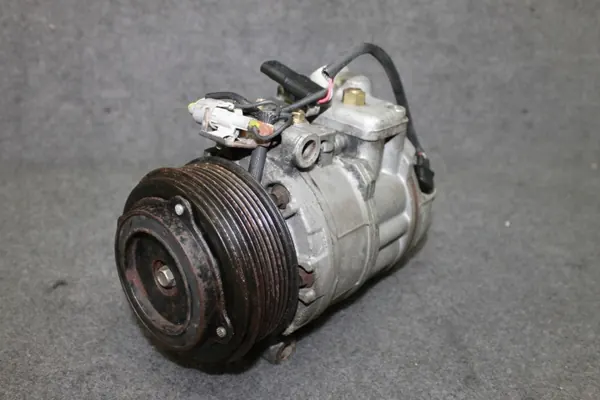 Compressor AC BMW F30 F10 F15 2.8D 3.0D M550D 9216466 image 2
