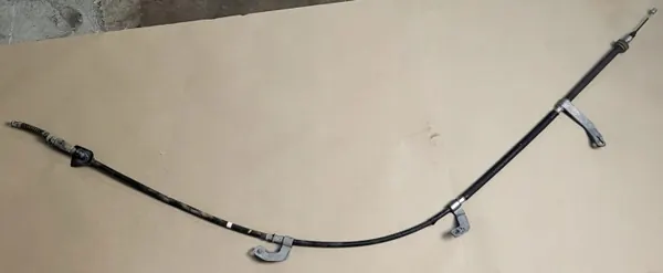 Käsijarrunahka OEM G43003E17 Oikea Taka Kia Ceed image 2