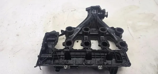 Colector de admisión Ford OE OEM 9645977980 Focus image 8