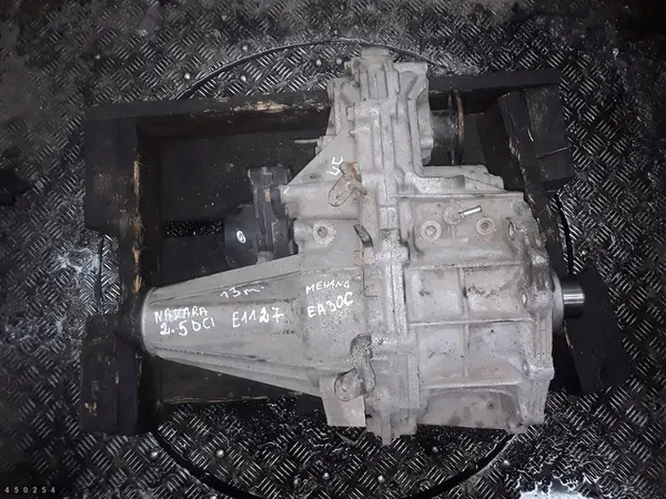 Boîte de transfert Nissan Navara 2013 2500DCI EA30C image 1