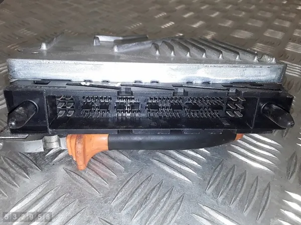 2002 Volvo V70 ECU 2400Diesel MB0797008840 image 3