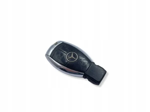 Clé Mercedes OEM UHP2247 - 3 Boutons Argent Occasion image 4