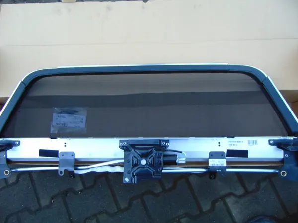 MERCEDES W231 SL Déflecteur de Pare-Brise A2318600800 image 5