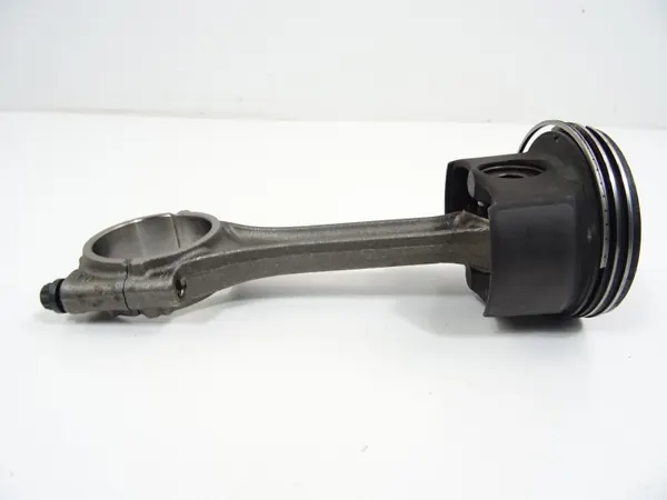 Drijfstang Audi A4 B9 2.0 TDI OEM 05L 2015-2019 image 7