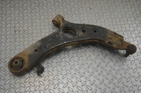 Braccio di controllo inferiore anteriore sinistro Hyundai Santa Fe 2015 image 4