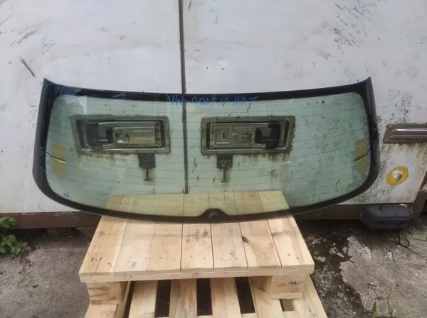 Takalasi OEM SZYBA TYŁ VW GOLF V image 2