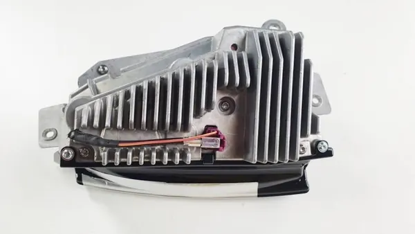 Gebruikt BMW OE onderdeel OEM 8736364 voor X1 F48/F49 2019 image 3