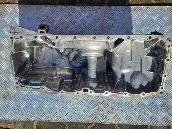 Oljetank BMW F15/F16 11 13 7 635 651 image 2