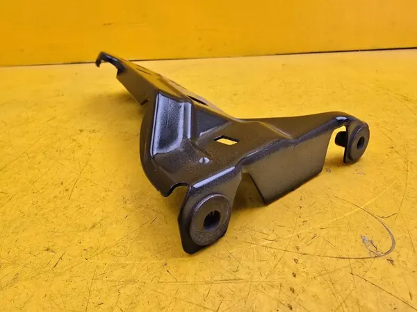 Support d'aile avant droit Audi A1 2019 OEM 82A821136 image 4