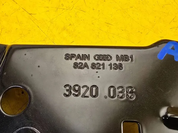 Support d'aile avant droit Audi A1 2019 OEM 82A821136 image 5