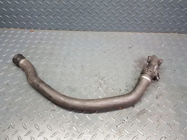 Kühlmittelrohr-T-Stück OEM 2 247 744 für BMW E60 525d/530d image 2