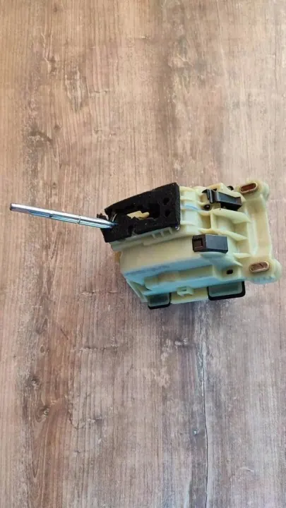 Selector Mercedes-Benz C W203 OEM A2032678524 image 4