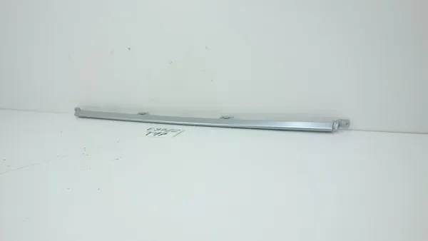 Kia Ceed GT-Line 2020 Achterbumper Chromstrip 86624-J7GA0 image 3