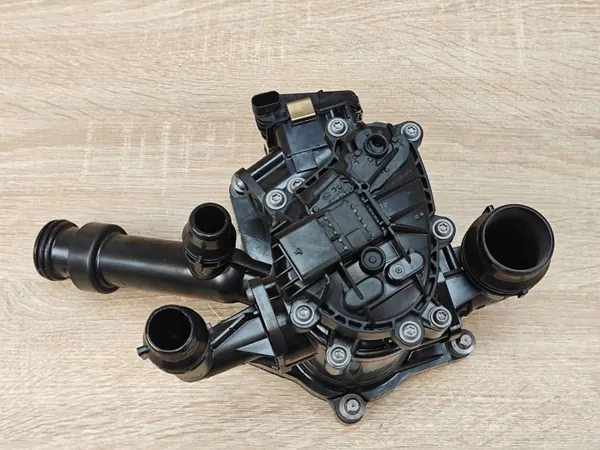 Carcaça do Termóstato OEM 8642559 para Motor BMW B58 image 4